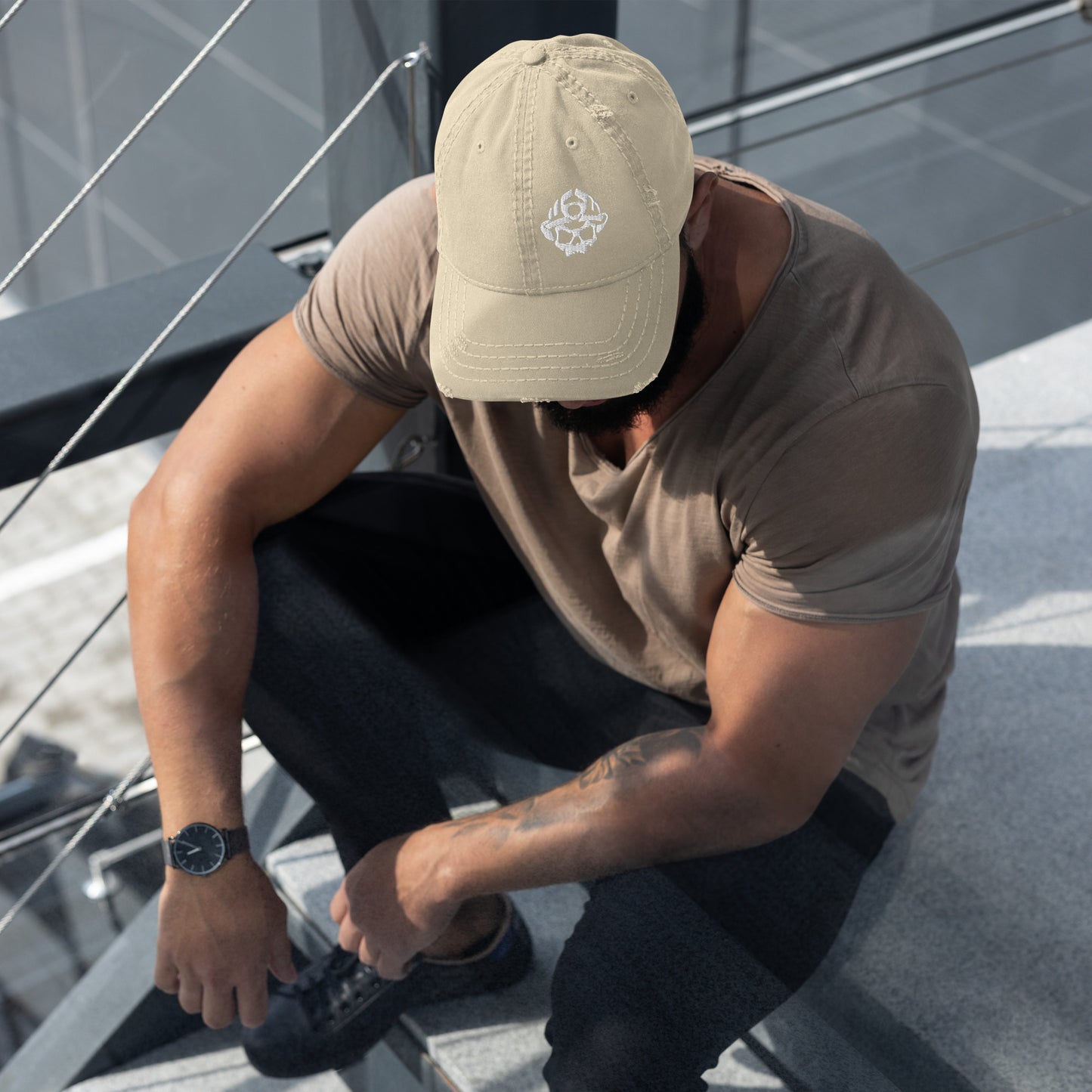 Gorra de sarga de algodón desgastada con logotipo de calavera y casco negro
