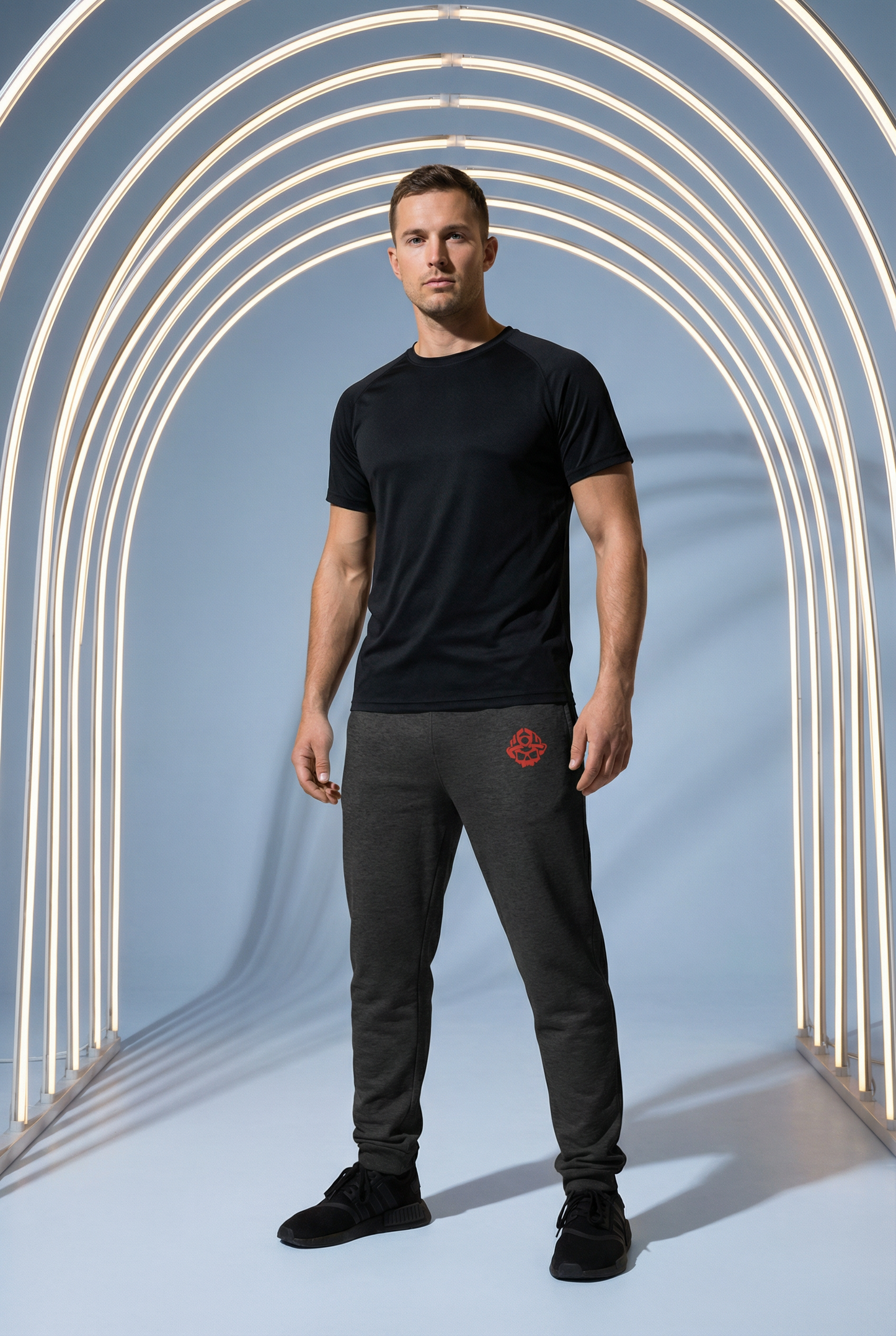 Rotes Totenkopf-Logo, BESTICKTE Premium-Jogginghose